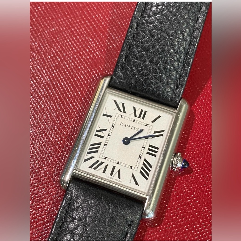 Cartier Tank Must watch authentic